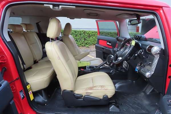 2012 Toyota FJ Cruiser GSJ15R