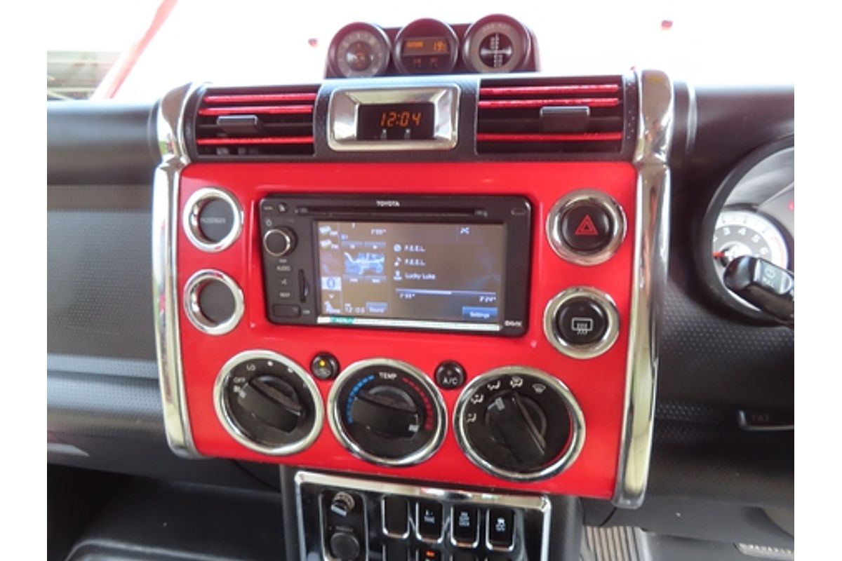 2012 Toyota FJ Cruiser GSJ15R