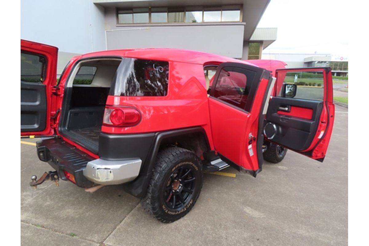 2012 Toyota FJ Cruiser GSJ15R