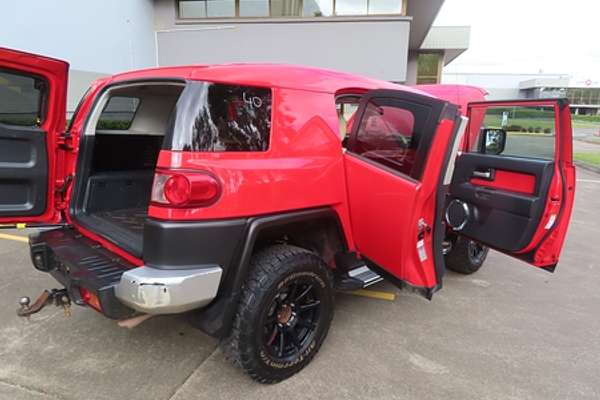 2012 Toyota FJ Cruiser GSJ15R
