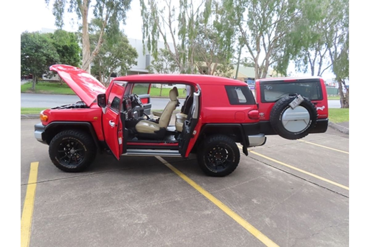 2012 Toyota FJ Cruiser GSJ15R