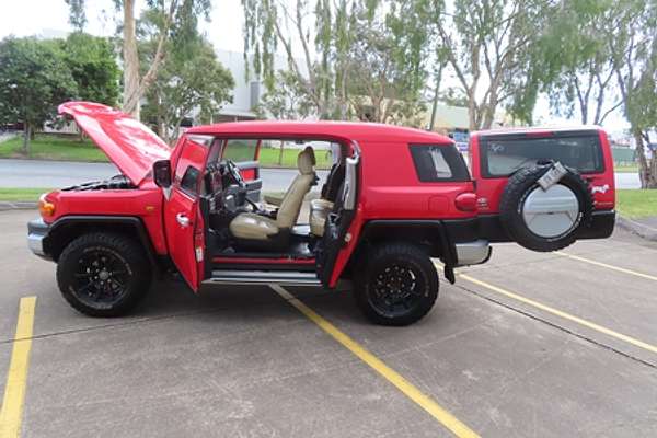 2012 Toyota FJ Cruiser GSJ15R