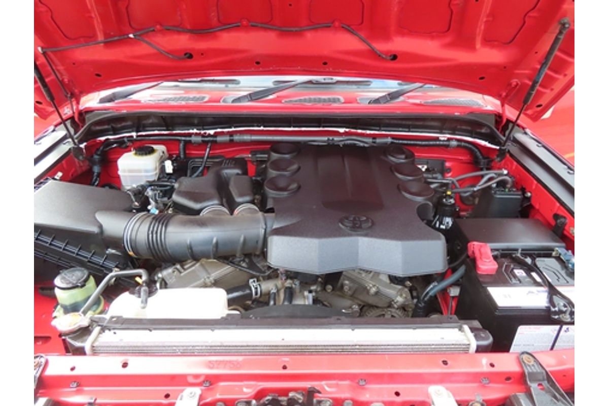 2012 Toyota FJ Cruiser GSJ15R