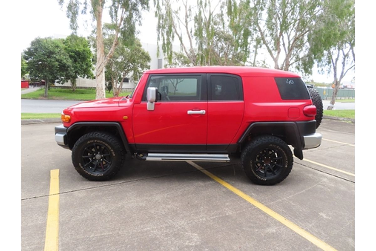 2012 Toyota FJ Cruiser GSJ15R