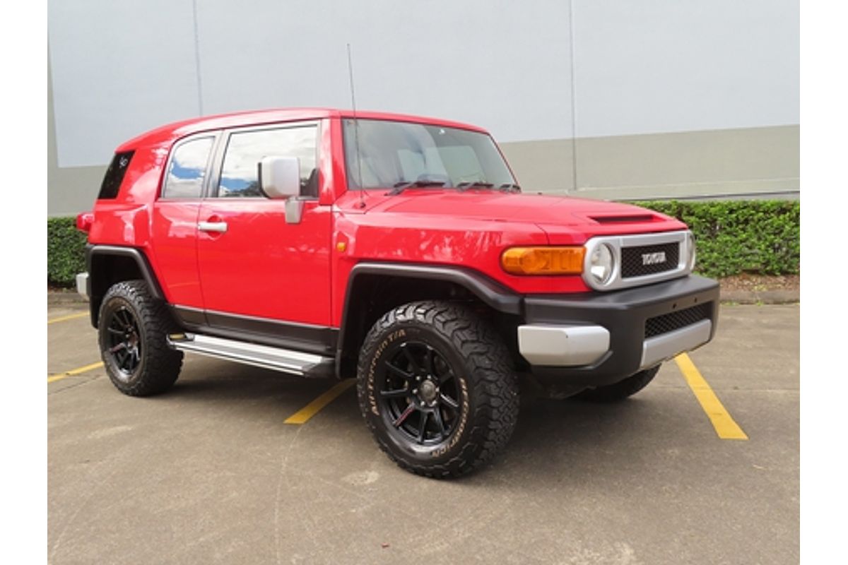 2012 Toyota FJ Cruiser GSJ15R