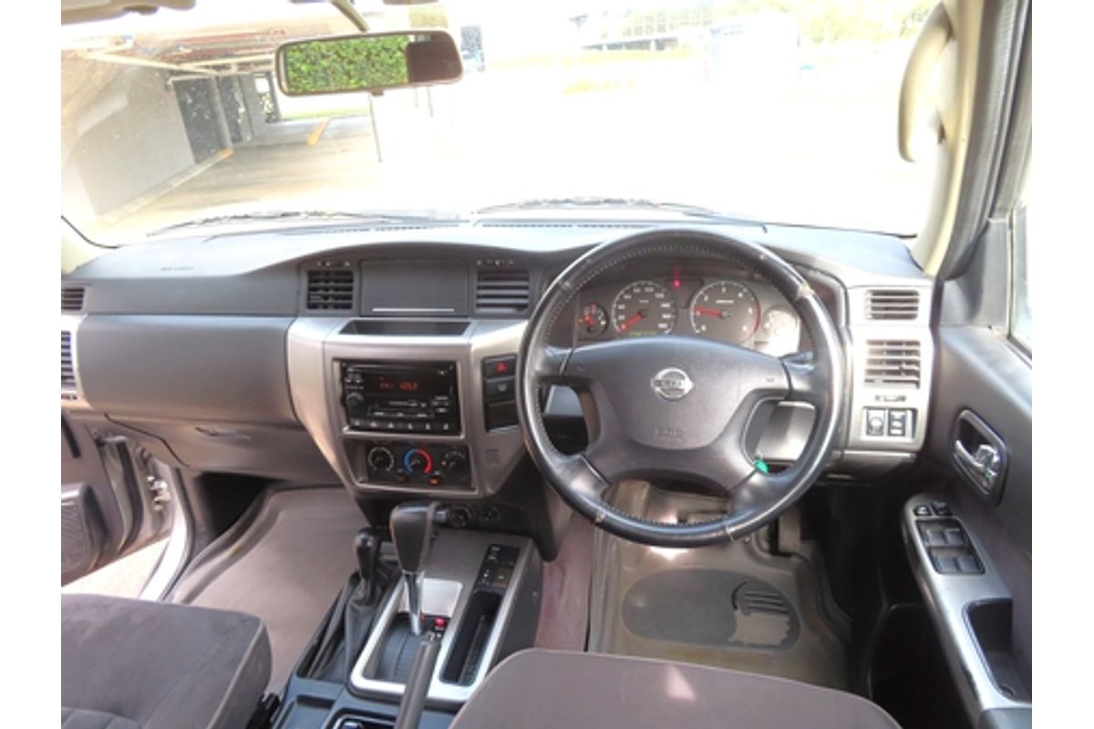 2004 Nissan Patrol ST-S GU IV
