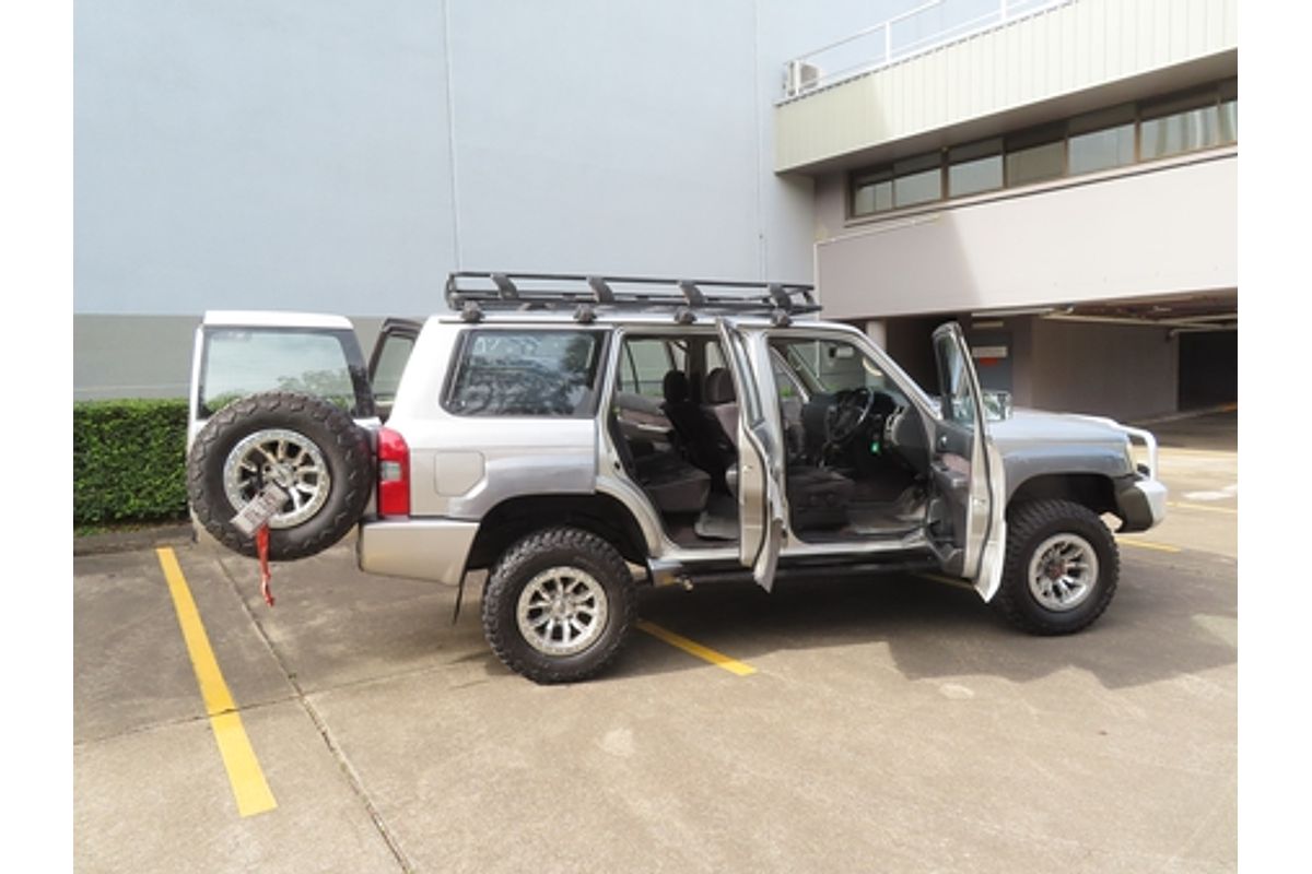 2004 Nissan Patrol ST-S GU IV