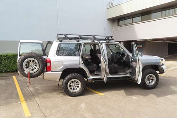 2004 Nissan Patrol ST-S GU IV