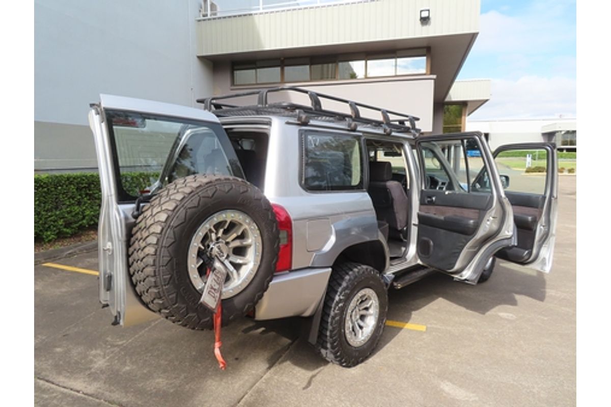 2004 Nissan Patrol ST-S GU IV