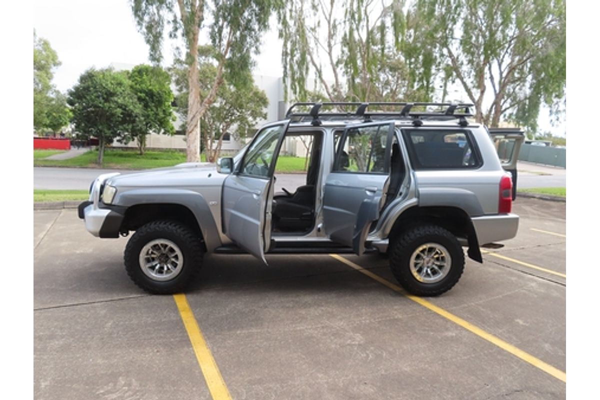 2004 Nissan Patrol ST-S GU IV