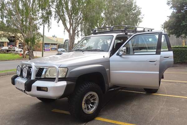2004 Nissan Patrol ST-S GU IV