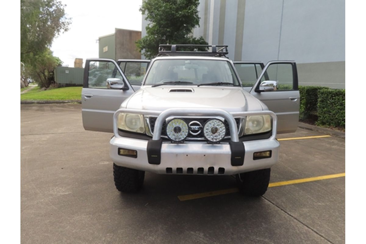 2004 Nissan Patrol ST-S GU IV