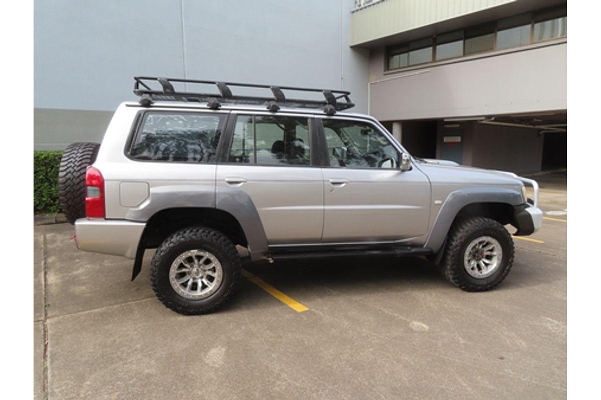 2004 Nissan Patrol ST-S GU IV