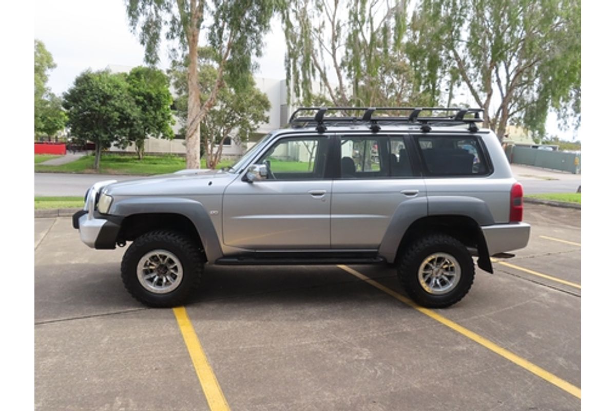 2004 Nissan Patrol ST-S GU IV