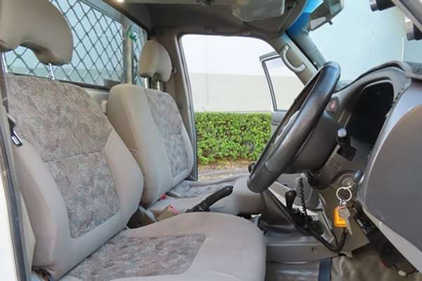 2006 Nissan Patrol DX GU II 4X4