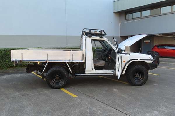2006 Nissan Patrol DX GU II 4X4