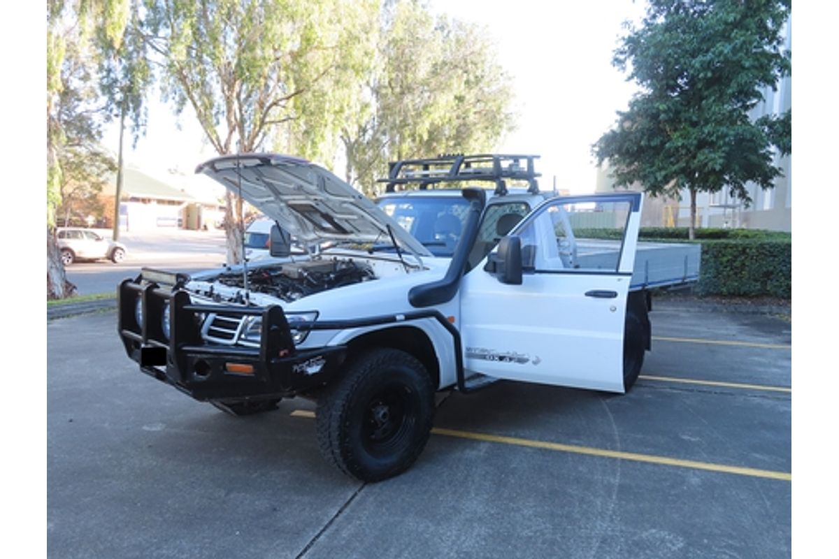 2006 Nissan Patrol DX GU II 4X4