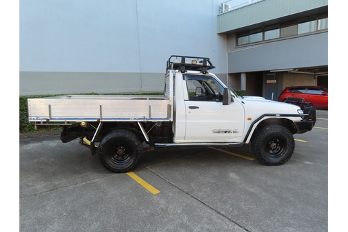 2006 Nissan Patrol DX GU II 4X4