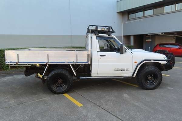 2006 Nissan Patrol DX GU II 4X4
