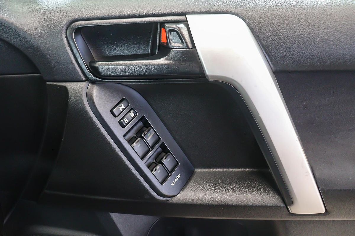 2013 Toyota Landcruiser Prado GX KDJ150R