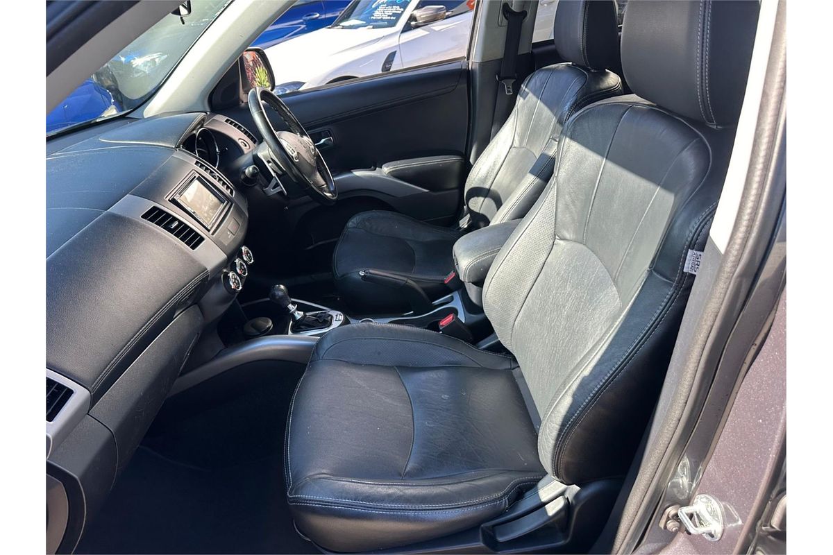 2012 Peugeot 4007 SV HDi