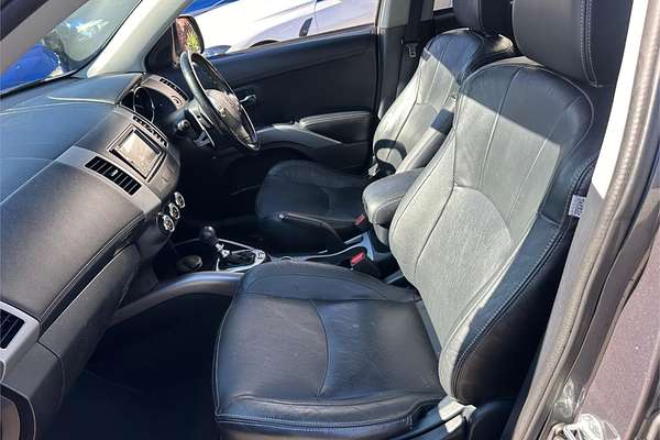2012 Peugeot 4007 SV HDi