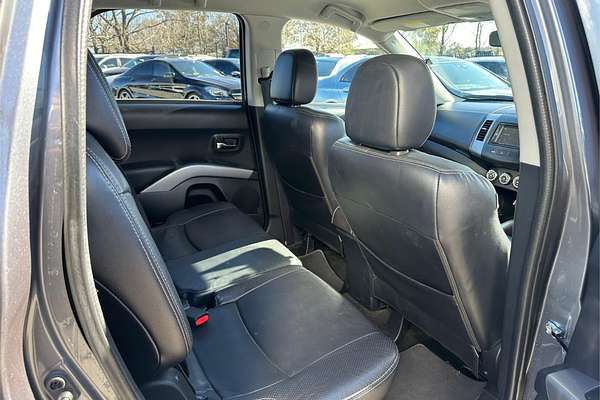 2012 Peugeot 4007 SV HDi