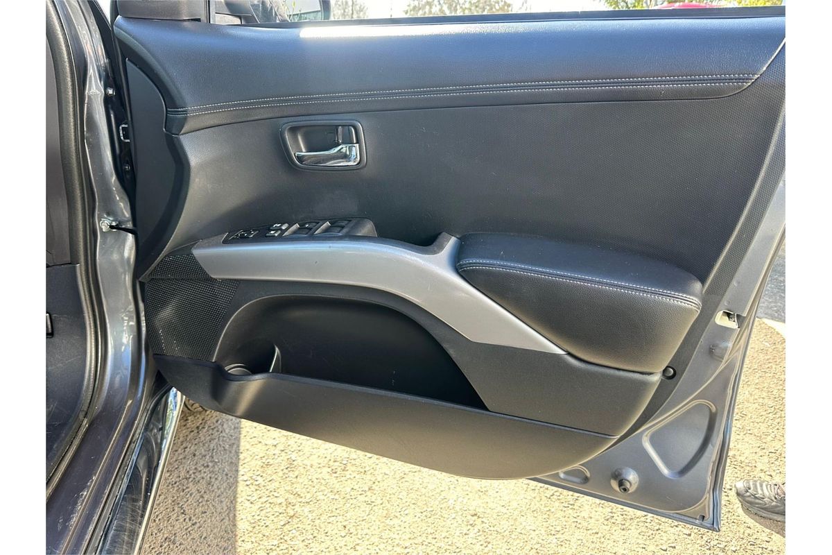 2012 Peugeot 4007 SV HDi