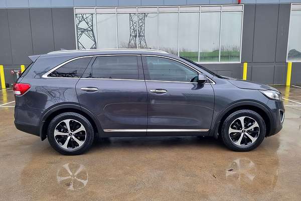 2017 Kia Sorento SLi UM