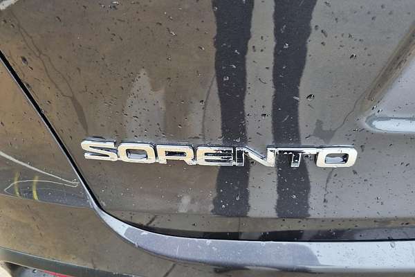 2017 Kia Sorento SLi UM