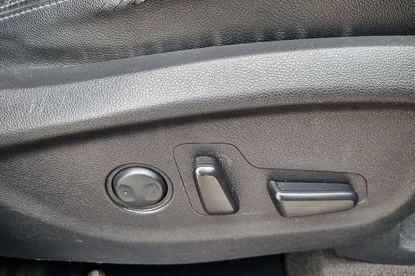 2017 Kia Sorento SLi UM
