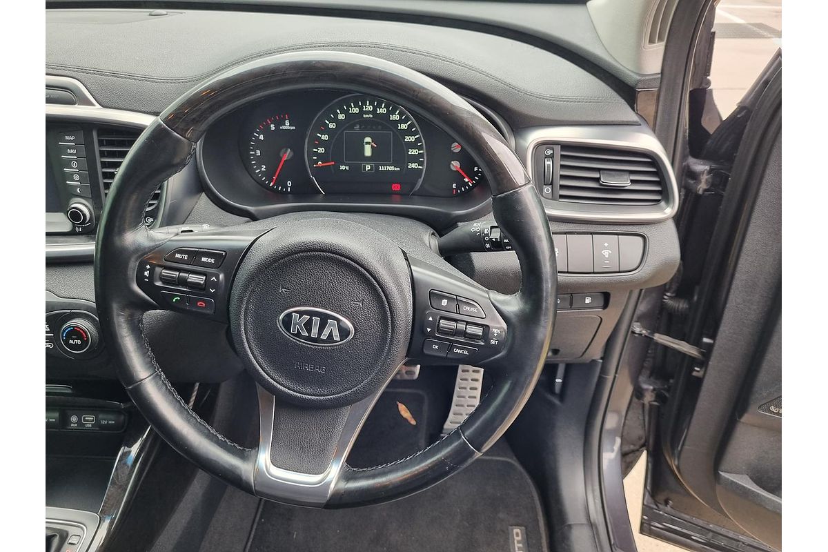 2017 Kia Sorento SLi UM