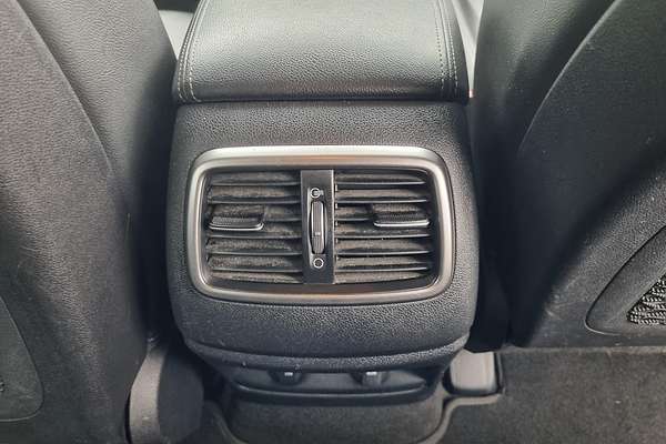 2017 Kia Sorento SLi UM