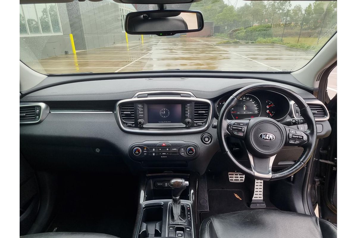 2017 Kia Sorento SLi UM