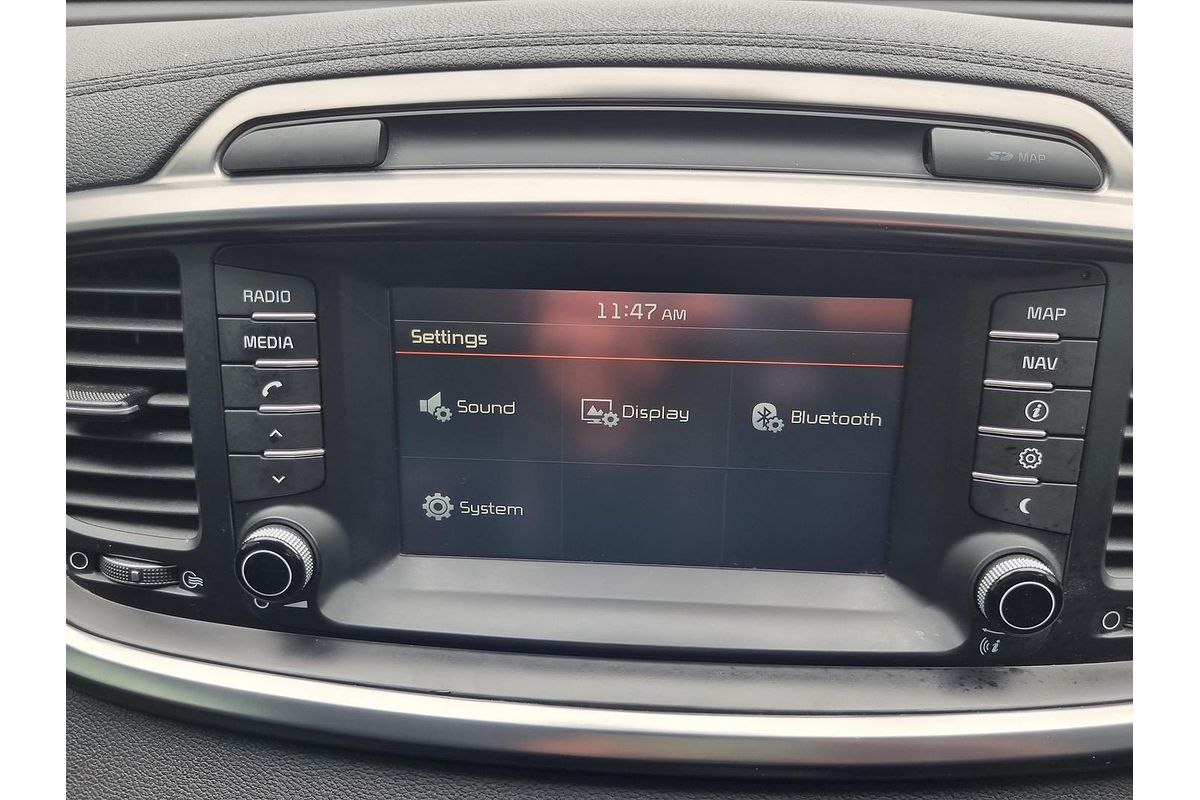 2017 Kia Sorento SLi UM
