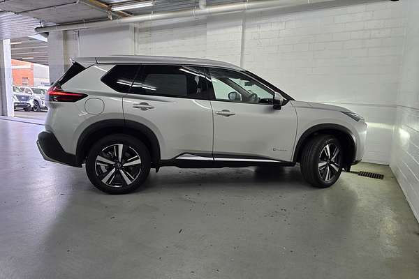 2025 Nissan X-TRAIL Ti T33