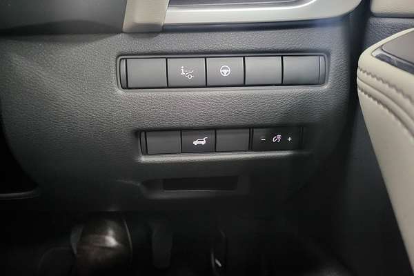 2025 Nissan X-TRAIL Ti T33
