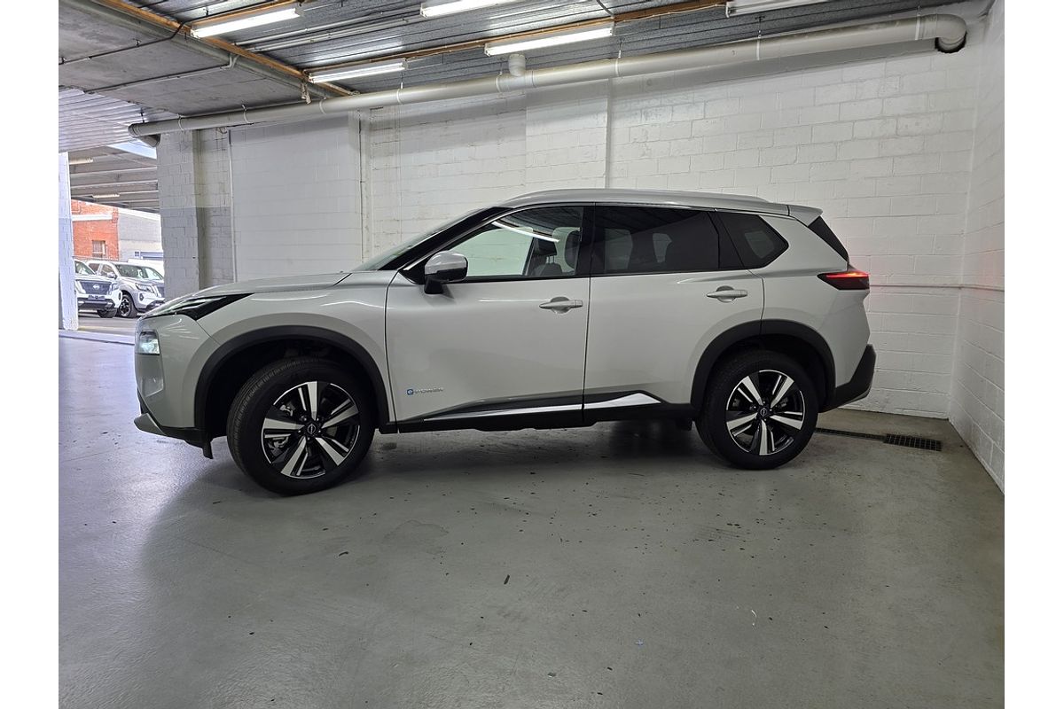 2025 Nissan X-TRAIL Ti T33