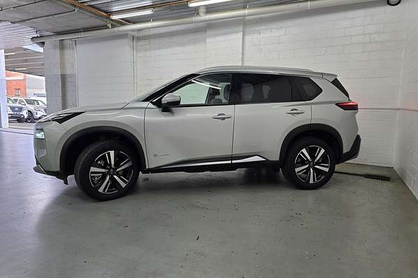 2025 Nissan X-TRAIL Ti T33