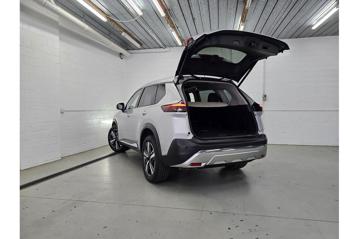 2025 Nissan X-TRAIL Ti T33