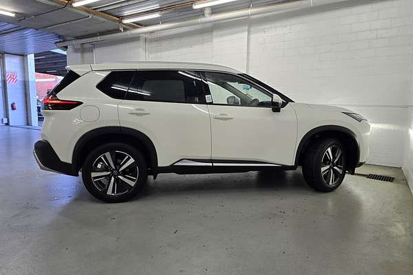 2025 Nissan X-TRAIL Ti T33