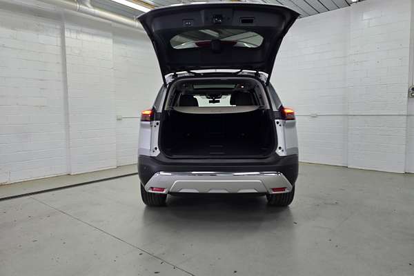 2025 Nissan X-TRAIL Ti T33