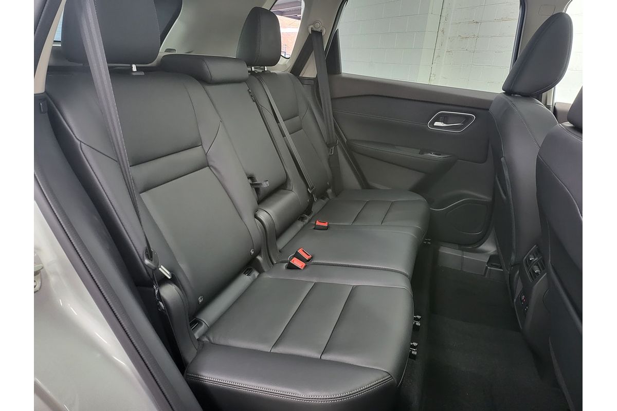 2025 Nissan X-TRAIL Ti T33