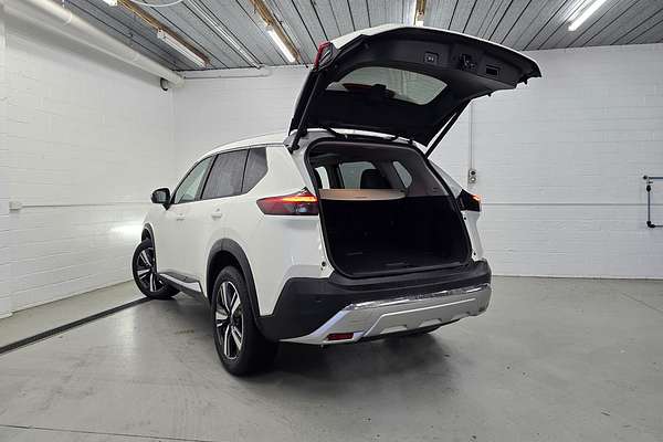 2025 Nissan X-TRAIL Ti T33