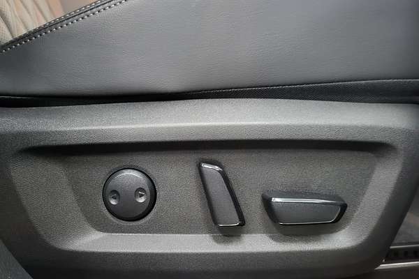 2025 Nissan X-TRAIL Ti-L T33