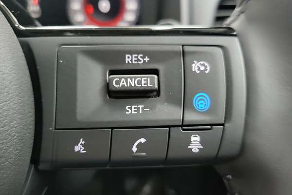 2025 Nissan X-TRAIL Ti-L T33