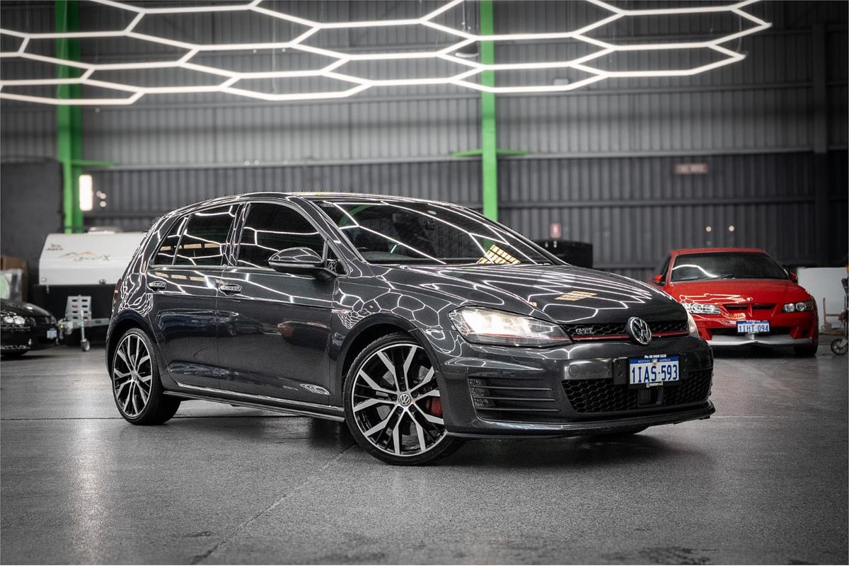 2014 Volkswagen Golf GTI 7