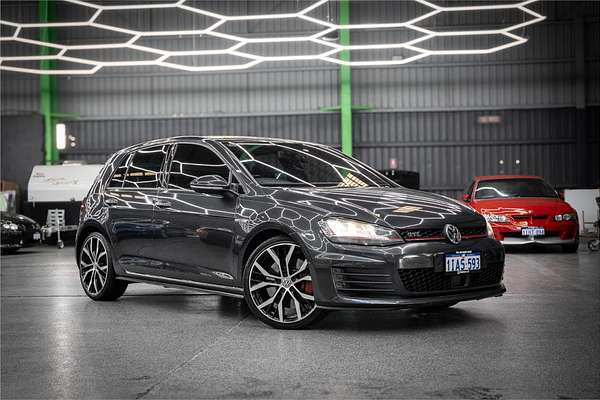 2014 Volkswagen Golf GTI 7