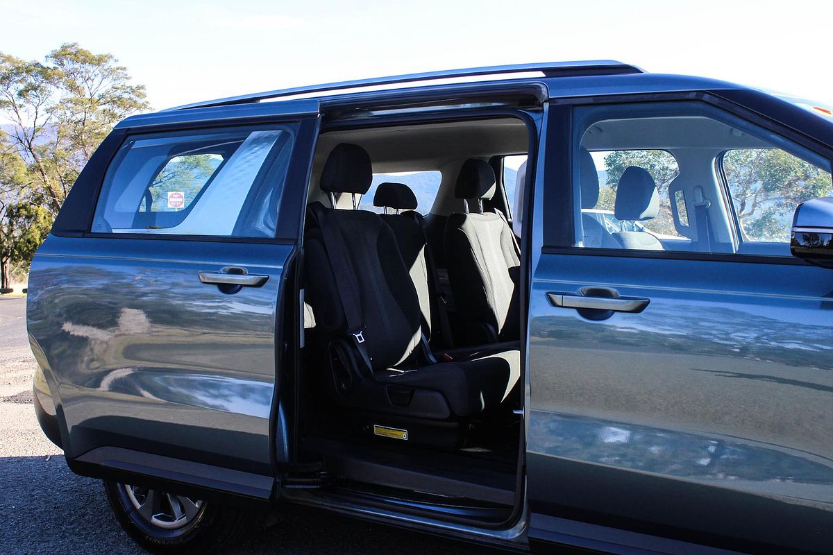 2022 Kia Carnival S KA4