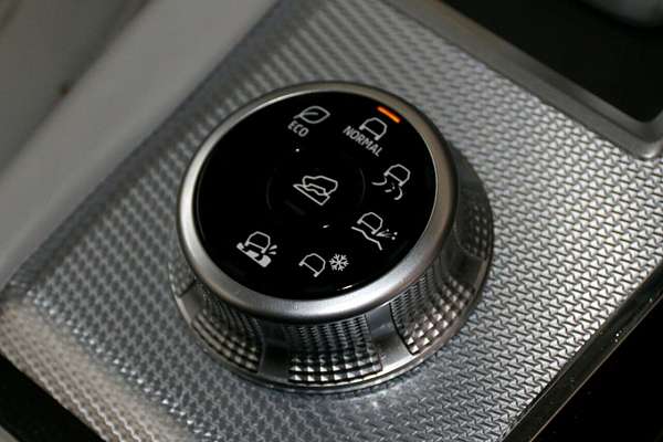 2022 Mitsubishi Outlander Exceed ZM